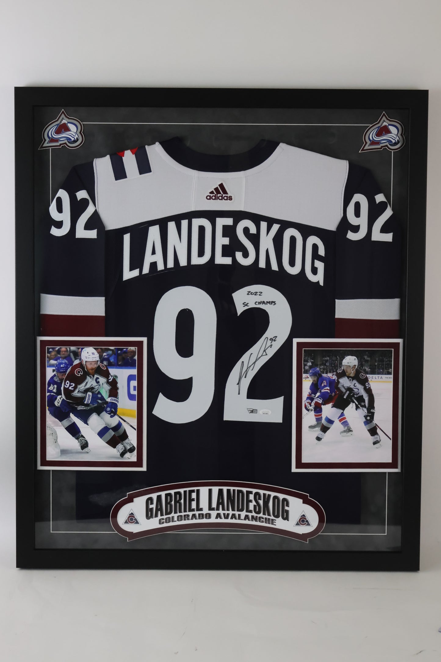 Gabriel Landeskog Colorado Avalanche Autographed Jersey - Latitude Sports Marketing