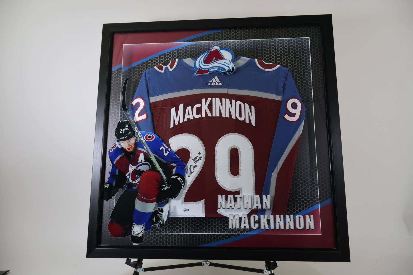 Nathan MacKinnon Colorado Avalanche Autographed Jersey