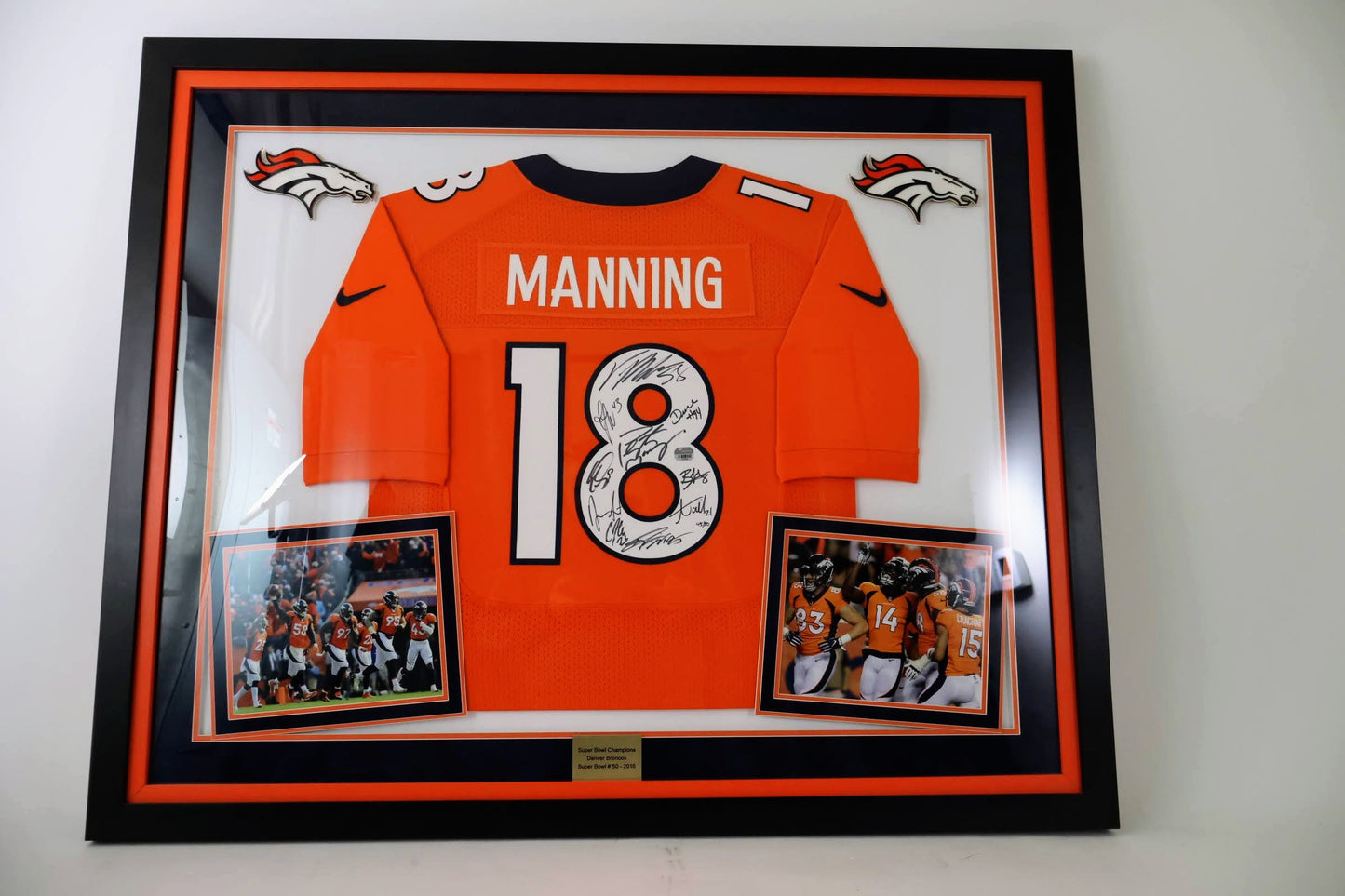 Peyton Manning Signed With 9 other Superbowl 50 Jersey