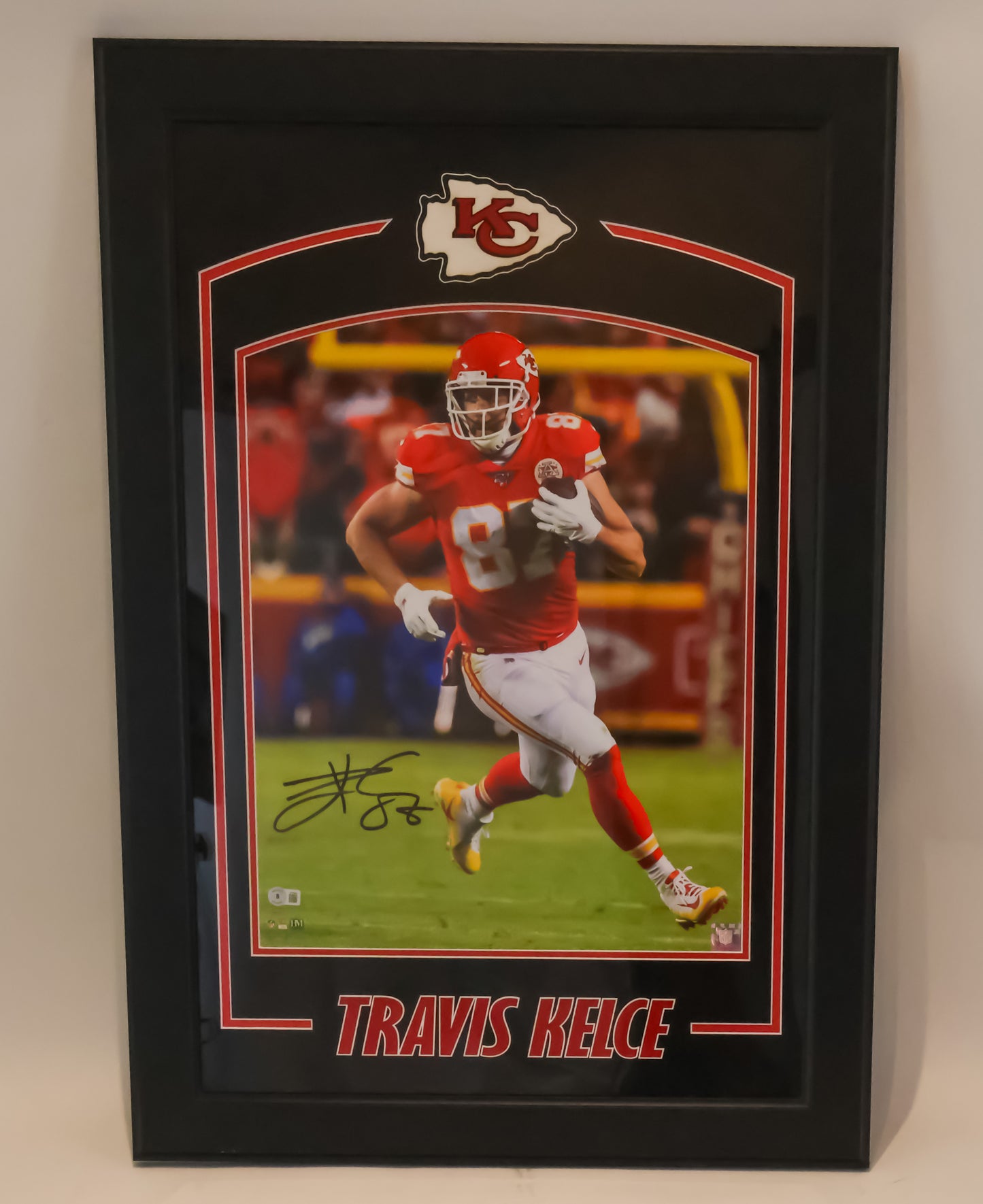 Travis Kelce Kansas City Chiefs Autographed 16X20 Photo Framed Beckett COA