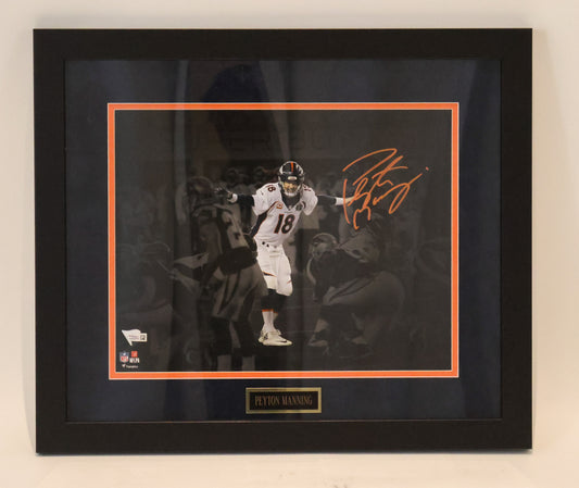Peyton Manning Autographed Denver Broncos 11X14 Photo Frame