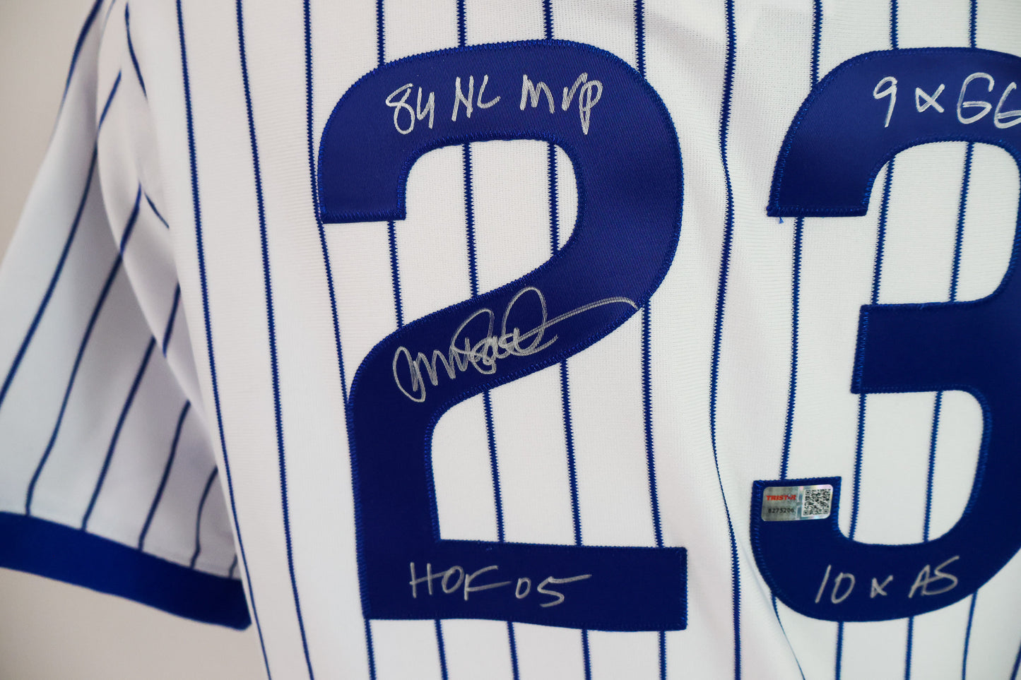 Ryne Sandberg Autographed Chicago Cubs Jersey With "8X NL MVP" "HOF 05" "9X GG" "10 X AS" Inscription