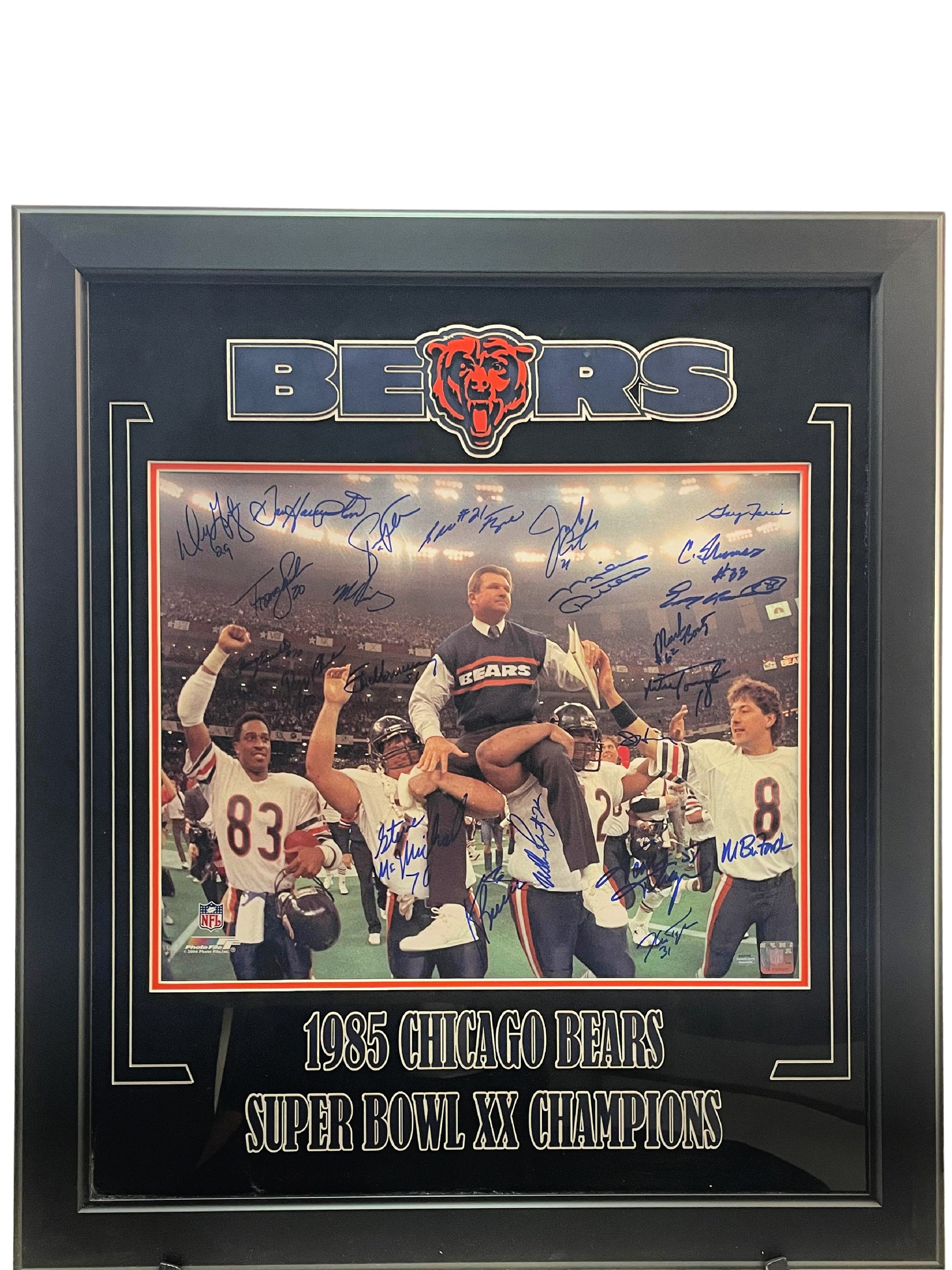 1985 Team Chicago Bears Autographed 16"x20" Framed Photo - Latitude Sports Marketing